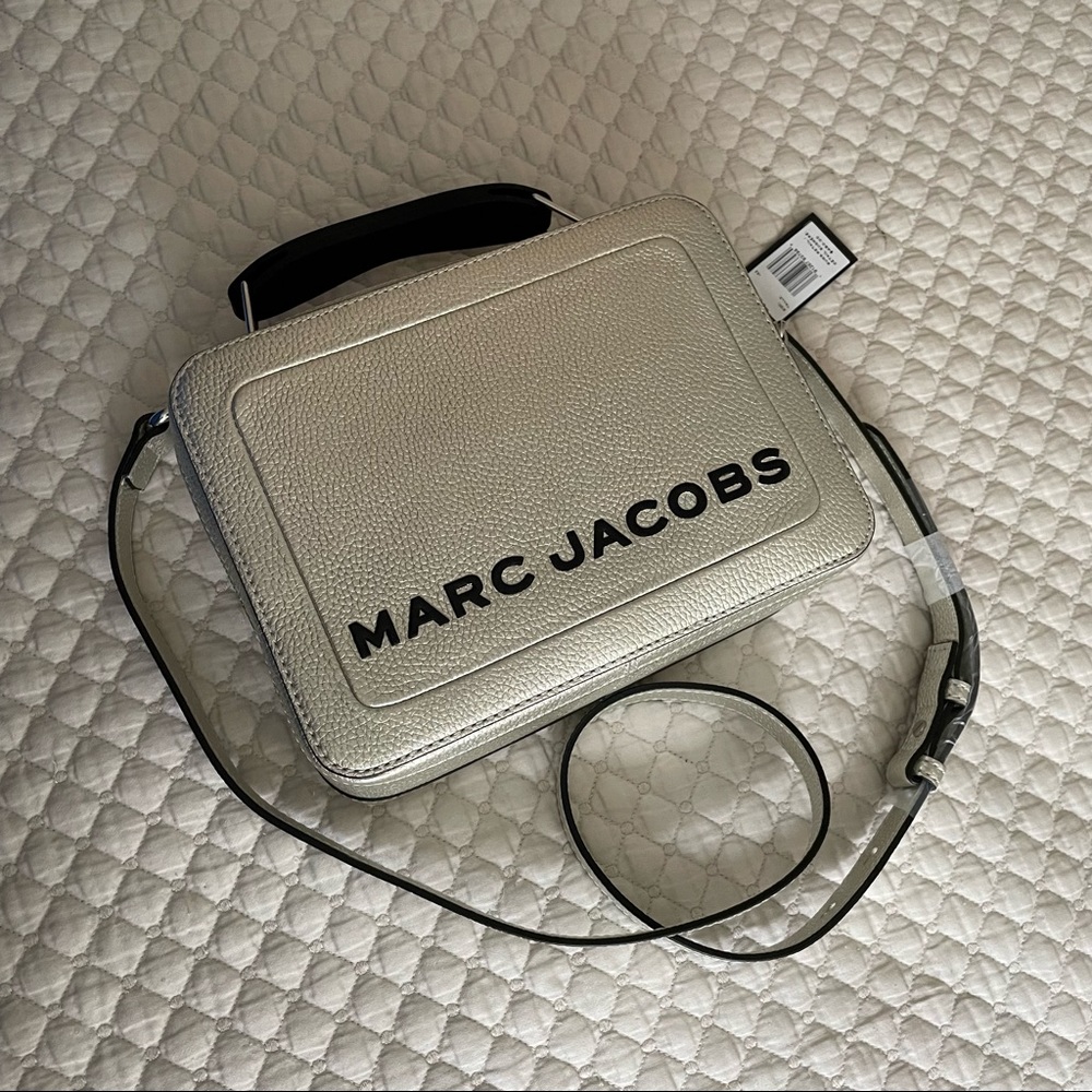 Marc Jacobs the textured box bag
